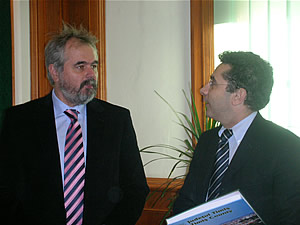 da sx, Constantin Ostaficiuc, presidente del consiglio provinciale di Timisoara, con l'assessore Bairati