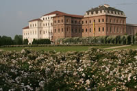 Reggia di Venaria vista dal Giardino delle Pergole