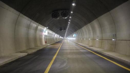 L'interno del tunnel