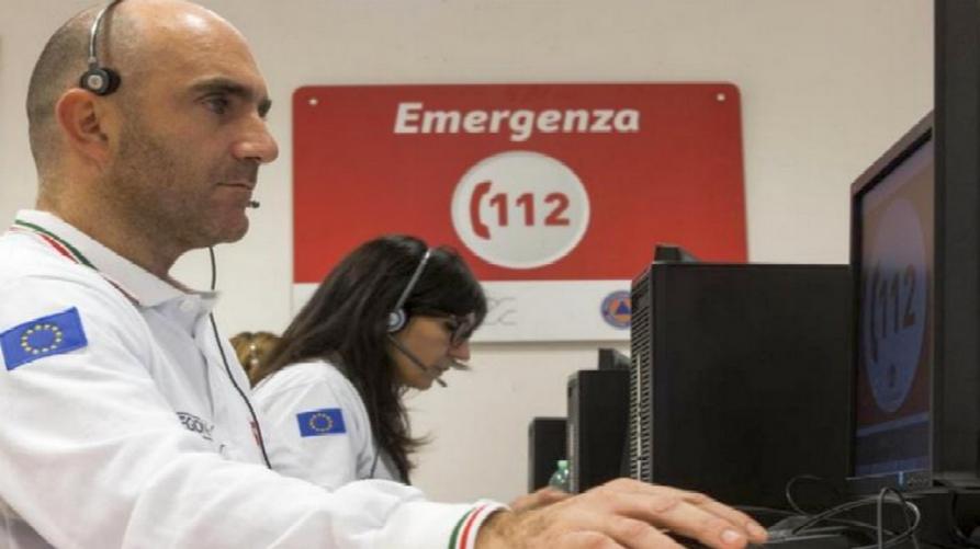 operatori del 112 in servizio 