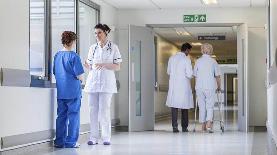 Personale sanitario in ospedale 