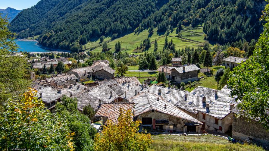 Veduta di Pontechianale (CN) - © Ph. R. Croci - Archivio ATL del Cuneese 
