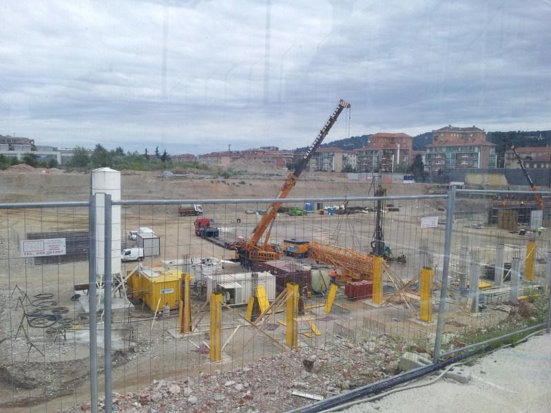 Sede Unica - L'allestimento della Terrazza sul cantiere, i lavori nel sito di costruzione