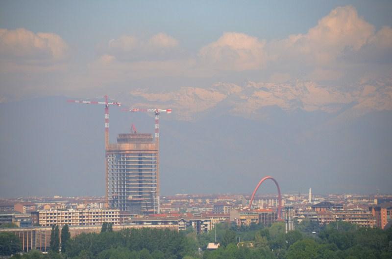 Sede Unica - La torre vista da Parco Europa