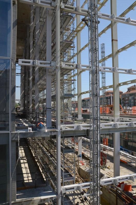 Sede Unica - Lavori sulla torre, anno 2014, la struttura delle vetrate 