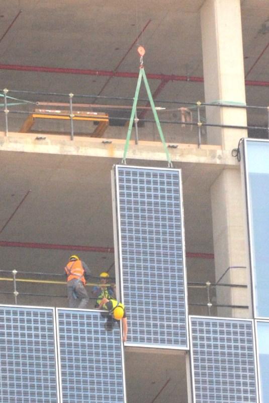 Sede Unica - Lavori sulla torre, anno 2014, inserimento pannelli solari 