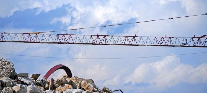 Sede Unica - Il cantiere a giugno 2012, le gru in azione 