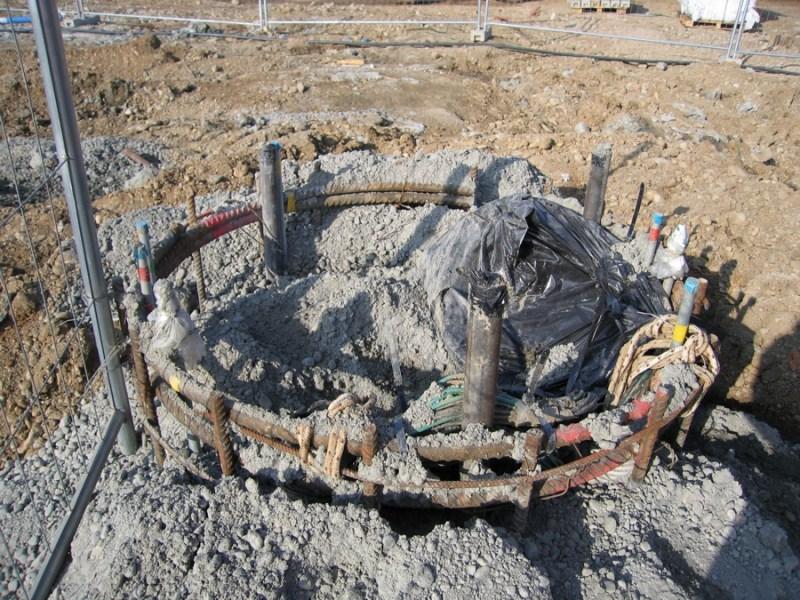 Sede Unica - Il cantiere a giugno 2012, la base del palo pilota