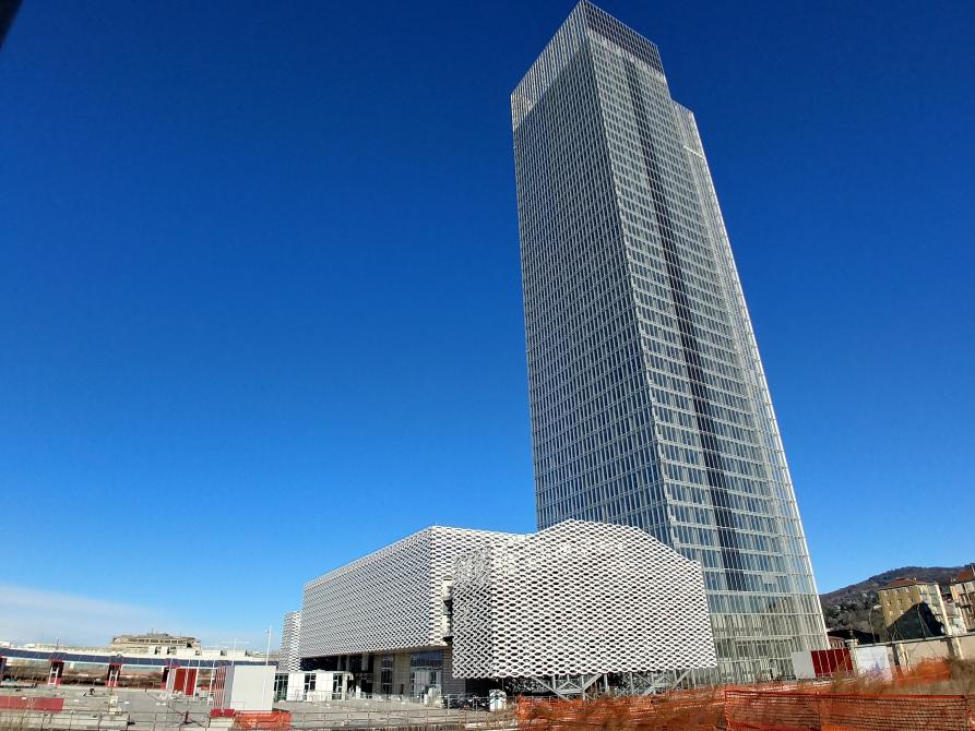 Sede Unica, la torre e il centro servizi 