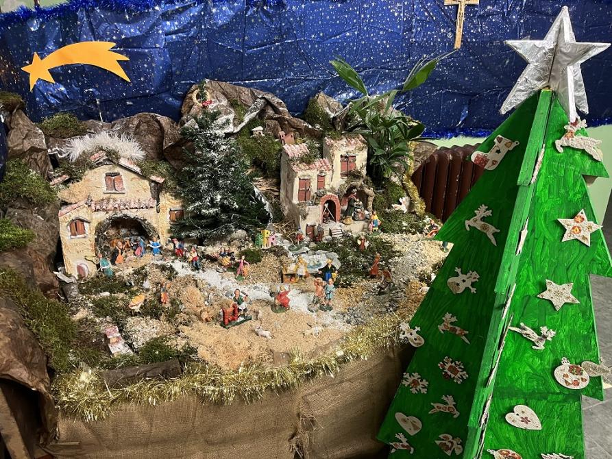 Il Natale tra religione e attività alternativa - Scuola primaria - Barge - CN