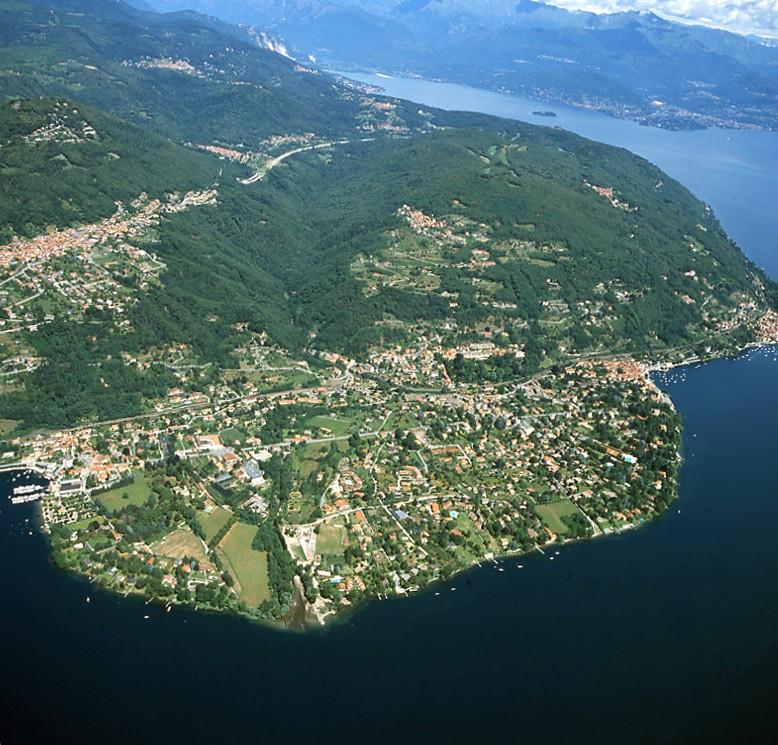 Lesa (NO). Vista aerea 