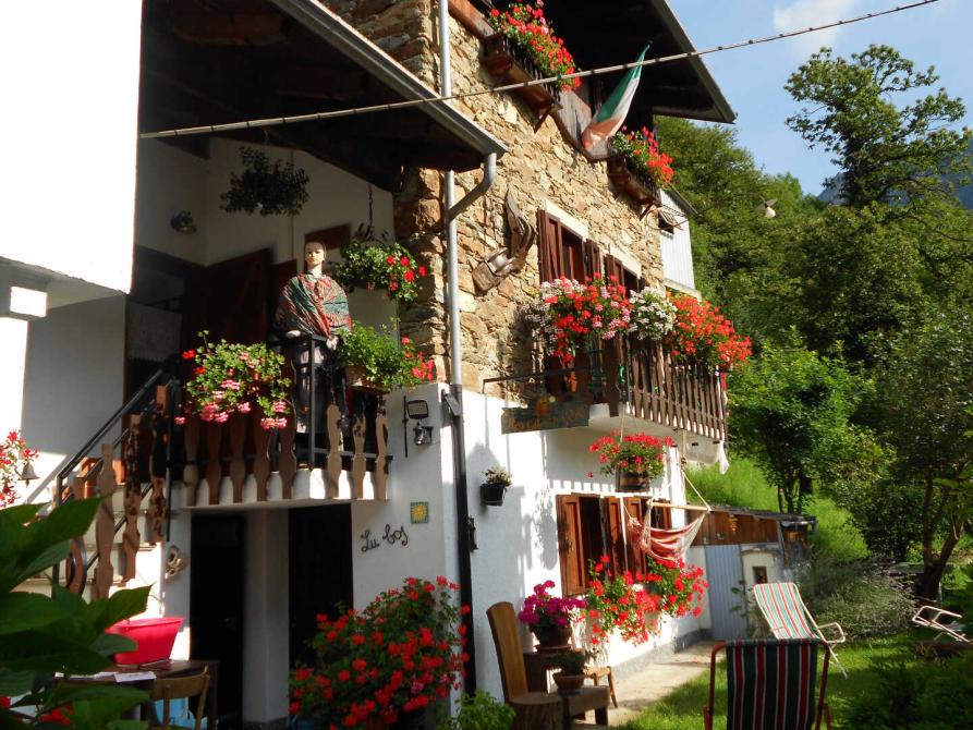 Ingria, scorcio estivo. Foto di Renato Poletto 