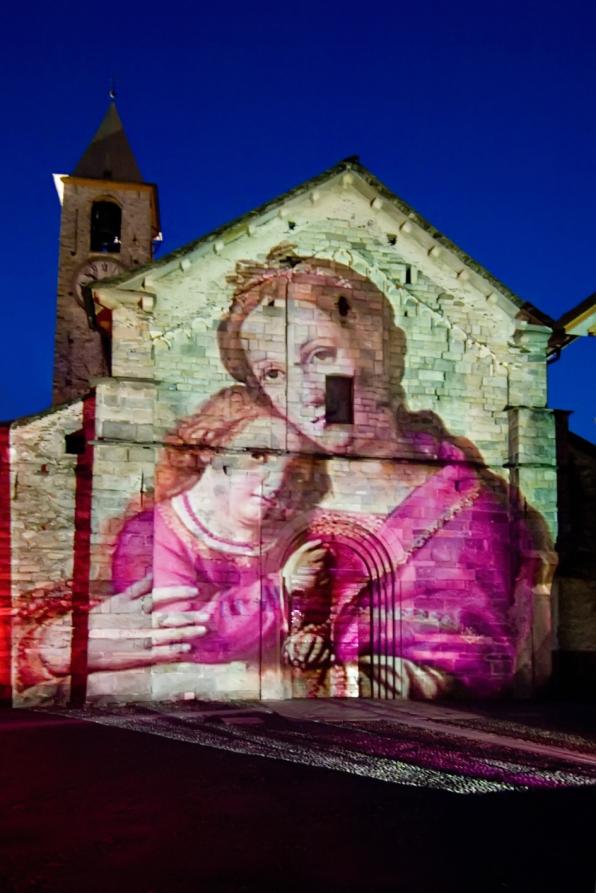 Baveno (VCO). Chiesa dei SS. Gervaso e Protaso in occasione del "Baveno Festival" (2007). Fotografia di Piero Gatti 