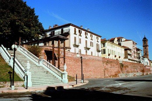 San Damiano d'Asti (AT). I bastioni. 