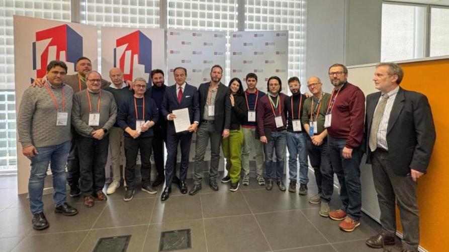 Cirio e Riboldi con il gruppo dei sindacalisti 