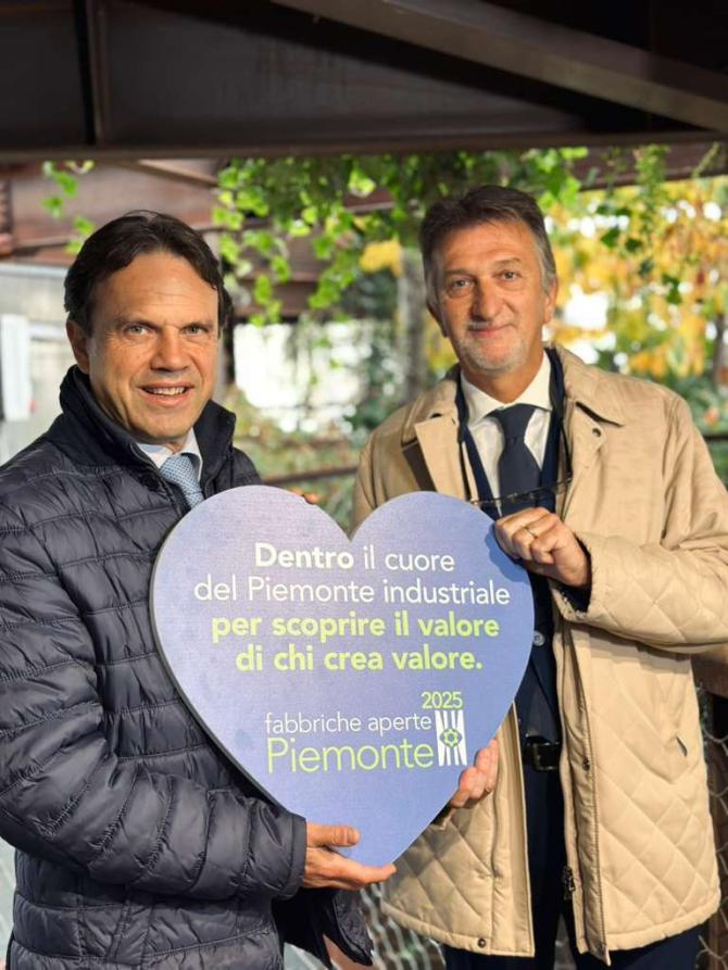 L’assessore Tronzano con Fabrizio Gaudio, responsabile della comunicazione territoriale Piemonte di Iren 