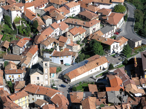 Nonio (VCO). Panoramica aerea del paese. Immagine tratta dal sito del Comune (2025) 