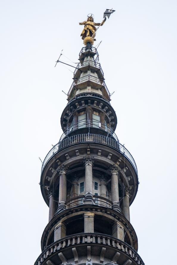 Primo piano della cupola di San Gaudenzio a Novara 