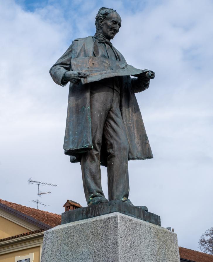 La statuta di Antonelli a Maggiora 