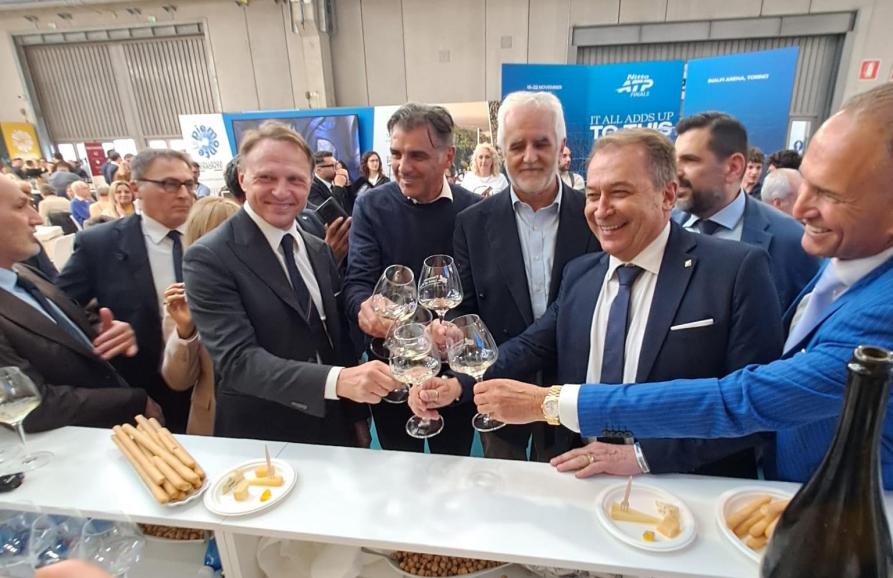 Il ministro Lollobrigida al Padiglione Piemonte 