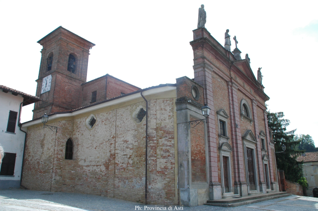 Bruno (AT). Chiesa di Nostra Signora Annunziata vista di lato. Immagine tratta dal sito del Comune 