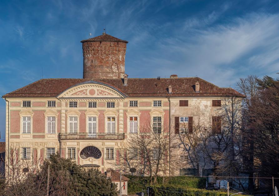 Rocca Grimalda (AL). Vista della facciata del castello Malaspina-Grimaldi 